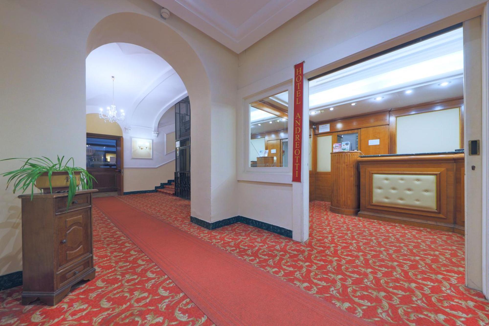 Lh Hotel Andreotti — Foto 1